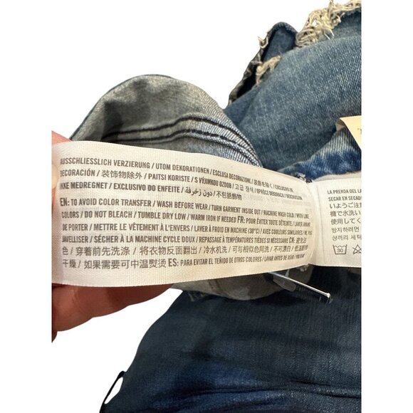 Abercrombie & Fitch The 4" Mom Short High Rise Denim Shorts Distress Size 35 NWT - Picture 9 of 9